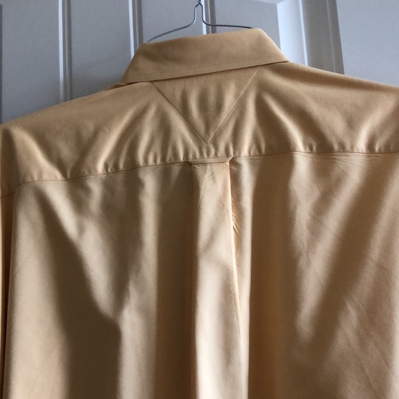 Tommy Hilfiger Men's Dress/Casual Long-Sleeve Shirt - Picture 5 of 7